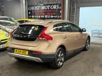 Begagnad Volvo V40 2014 Brun Halvkombi