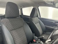 Used Honda Jazz SE 102 HP (75 kW) 2017 Silver Hatchback