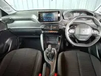 Used Peugeot 208 Active Premium 75 HP (55 kW) 2022 Yellow Hatchback