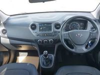 Używany Hyundai i10 66 KM (48 kW) 2019 Szary Hatchback