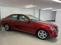 Begagnad Mercedes E220 SE 2014 Röd Sedan