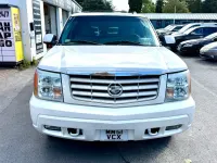 Used Cadillac Escalade 349 HP (256 kW) 2004 White