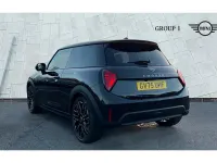 New Mini Cooper Exclusive 150 kW (204 HP) 2025 Midnight black ii Hatchback