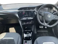 Used Vauxhall Corsa Ultimate 131 HP (96 kW) 2023 White Hatchback