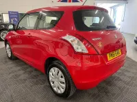 Used Suzuki Swift 94 HP (69 kW) 2011 Red Hatchback