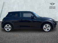 Used Mini Cooper Hatch 154 HP (113 kW) 2024 Black Hatchback