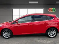 Used Ford Focus Zetec 120 HP (88 kW) 2017 Red Hatchback