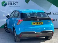 Begagnad MG MG4 EV SE 150 kW (204 HK) 2024 Blå Halvkombi
