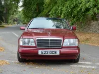 Used Mercedes E220 150 HP (110 kW) 1995 Red Cabriolet