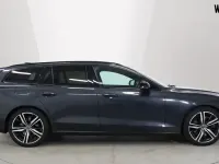 Used Volvo V60 R-Design 247 HP (181 kW) 2019 Grey Estate