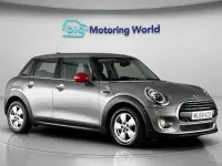 Gebraucht Mini Cooper Hatch 136 PS (100 kW) 2018 Silber Kleinwagen