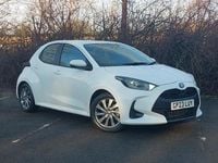 Used Toyota Yaris Hybrid 116 HP (85 kW) 2023 White Hatchback