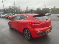 Used Kia ProCeed 2015 Red Hatchback