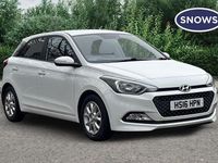 Used Hyundai i20 SE 84 HP (61 kW) 2016 White Hatchback