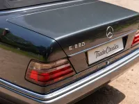 Used Mercedes E220 1995 Black Cabriolet