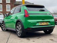 Used Renault 5 E-Tech Komfort 110 kW (150 HP) 2025 Hatchback