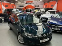 Used Vauxhall Astra Elite 136 HP (100 kW) 2016 Green Hatchback