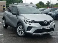 Used Renault Captur Iconic 140 HP (102 kW) 2022 Grey SUV