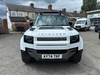 Used Land Rover Defender SE Dynamic 350 HP (257 kW) 2024 White SUV