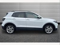 Used VW T-Cross Active 110 HP (80 kW) 2022 Pure white SUV