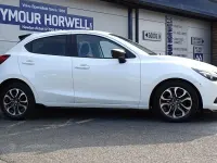 Used Mazda 2 Inclusive 90 HP (66 kW) 2015 White Hatchback