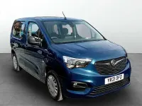 Second-hand Vauxhall Combo Edition 110 CP (80 kW) 2021 Albastru Monovolum