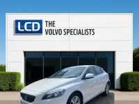 Used Volvo V40 SE 150 HP (110 kW) 2012 White Hatchback