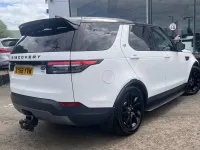 Used Land Rover Discovery 5 SE 306 HP (225 kW) 2018 White SUV