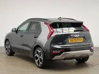 Gebraucht Kia Niro 139 PS (102 kW) 2023 Grau SUV