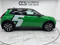 Used Renault 5 E-Tech Komfort 110 kW (150 HP) 2025 Green Hatchback