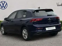 Used VW Golf VIII Life 130 HP (95 kW) 2023 Blue Hatchback