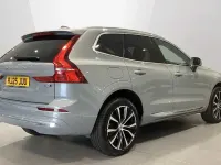 Usado Volvo XC60 Ultra 247 HP (181 kW) 2025 Cinzento SUV
