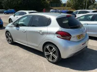 Used Peugeot 208 GT-line 110 HP (80 kW) 2018 Silver Hatchback