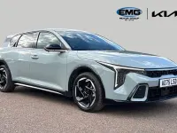 Used Kia K4 GT-Line 113 HP (83 kW) 2026 Green Hatchback
