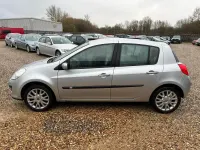 Used Renault Clio II Dynamique 2008 Silver Hatchback