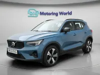Usado Volvo XC40 Plus 211 HP (155 kW) 2023 Azul SUV