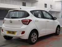 Used Hyundai i10 SE 66 HP (48 kW) 2014 White Hatchback