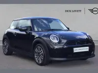 Used Mini Cooper Hatch 113 kW (154 HP) 2025 Black Hatchback