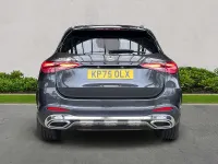 Usado Mercedes GLC300e AMG line 2025 Gris Familiar
