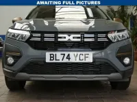 Used Dacia Jogger Extreme 140 HP (102 kW) 2024 Grey MPV