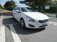 Used Volvo V60 SE Lux 2011 White Estate