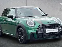 Used Mini Cooper Hatch 134 HP (98 kW) 2021 Green Hatchback