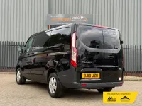 Usado Ford Transit Custom Trend 130 CV (95 kW) 2018 Negro Van