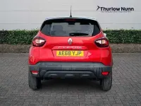Usado Renault Captur Iconic 90 HP (66 kW) 2018 Vermelho SUV