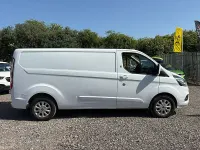 Used Ford Transit Custom Limited 130 HP (95 kW) 2022 White Van