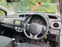 Used Toyota Yaris 90 HP (66 kW) 2011 Silver Hatchback