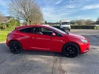 Used Vauxhall Astra GTC SRi 140 HP (102 kW) 2013 Red Hatchback