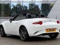 Used Mazda MX5 Inclusive 184 HP (135 kW) 2019 White Cabriolet