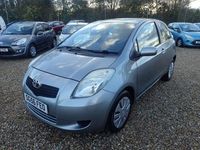 Used Toyota Yaris T3 85 HP (62 kW) 2006 Silver Hatchback