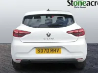 Used Renault Clio Play 72 HP (52 kW) 2020 White Hatchback